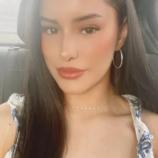 Vannessa M.