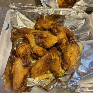 chicken wings in foil