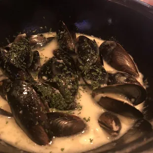 Mussels in white wine sauce