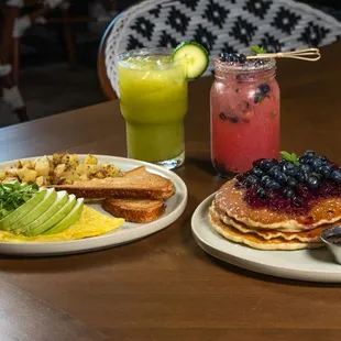 Avo-loaded Omelet &amp; Blueberry Pancakes