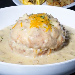 Grand Biscuit &amp; Gravy
