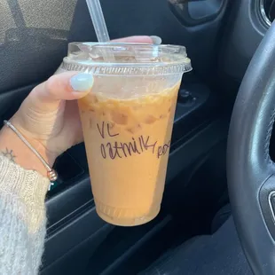 Iced Vanilla latte w oat milk