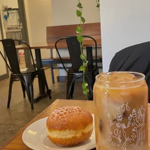 Beignet donut (left), Iced Ginger Vanilla Latte (right)