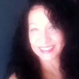 Suzie K.