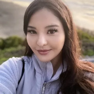 Crystal G.