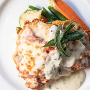 chicken wings and fried chicken, fried chicken wings, food, bbq chicken, chicken wings, poultry, bbq wings, fried chicken, chicken