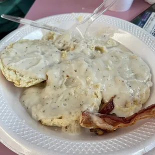 Biscuit and Gravy