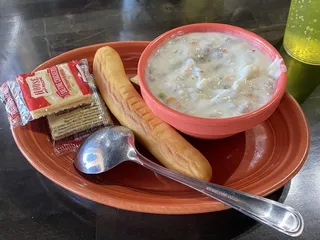 Hawk's Sports Bar & Grill