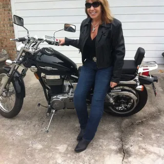Sandi G.