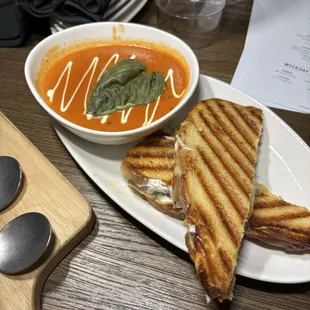 Grilled Cheese and Tomato Bisque