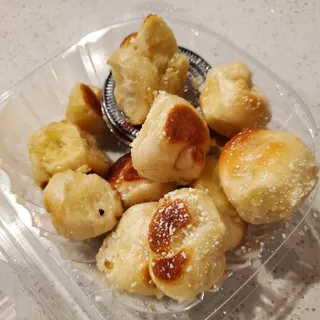 Garlic Knots