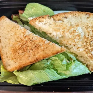 Patricia's Ham Sandwich in to-go container