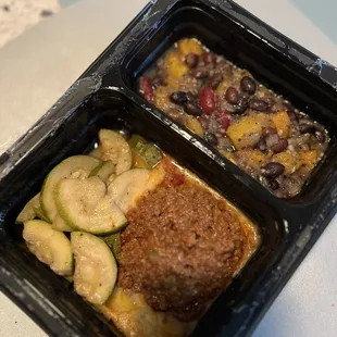 Beef chili with zucchini &amp; squash