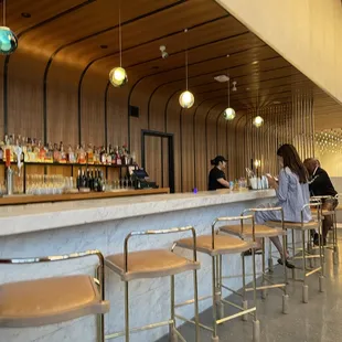 Super beautiful interior - Reception Bar