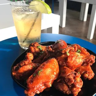 chicken wings and fried chicken, fried chicken, bbq chicken, poultry, bbq wings, chicken wings, chicken, fried chicken wings, food