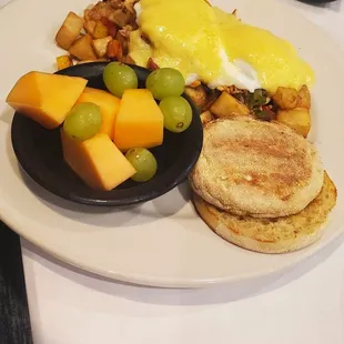 Salmon hash w/ english muffin