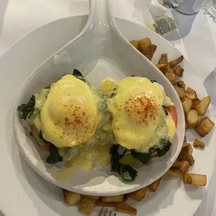 Eggs Benedict veggies