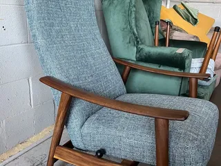 Graves Bros Upholstery
