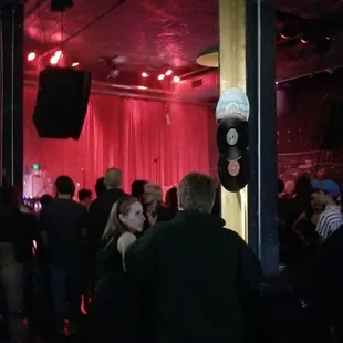 It&apos;s filling up quickly on a Thursday night!