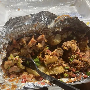 What's in this photo??..some bull