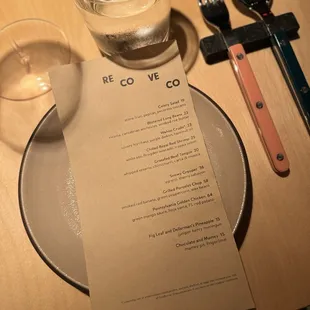 Menu / table setting