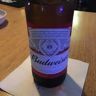a bottle of budweier