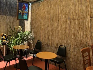 Friends Bar