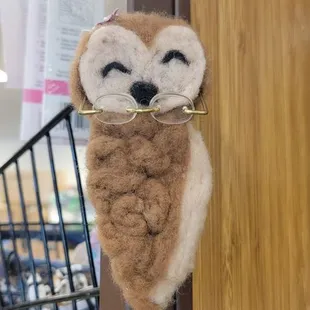 Of course I'd find a cute lil owl...