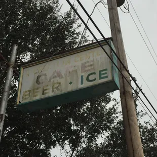 a sign for ice cream