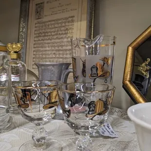 "Hats off" glassware