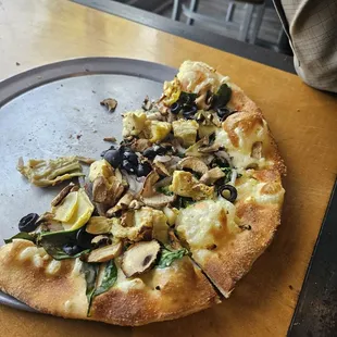 Regular crust custom pizza