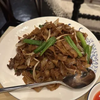 Wok Fried Hor Fun, Soy Sauce - ----