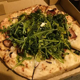 The Red Apple Pizza - Small