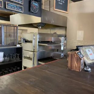 Pizza oven