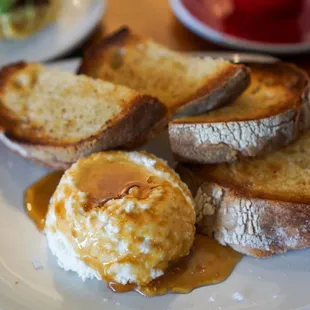 Housemade Ricotta - IG: @nelson_eats