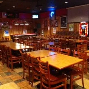 With TVs all around the bar, every seat in the house can root on their favorite team!