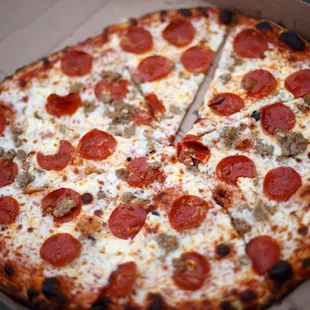 Pepperoni, Sausage, Mozzarella, and Feta. 5/5! Excellent stuff!