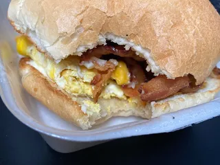 Vickie's Convenience & Deli