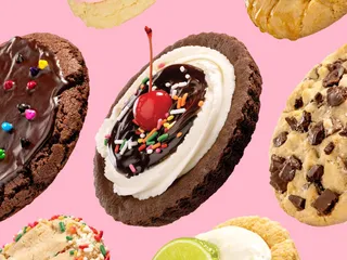 Crumbl - Sugar Land