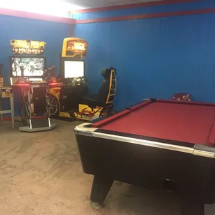 It also has a mini arcade place, this is not the full room.