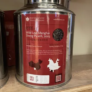 The tea we sampled (Wild Leaf Menghai Sheng Pu-erh, 2003)
