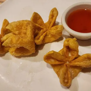 food, fried chicken wings, poultry, bbq wings, chicken wings, fried chicken, bbq chicken, chicken wings and fried chicken, chicken