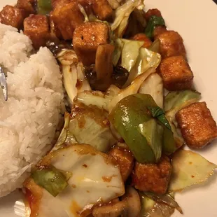 Spicy basil tofu