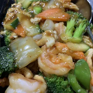 Hunan Double Style shrimp &amp; chicken