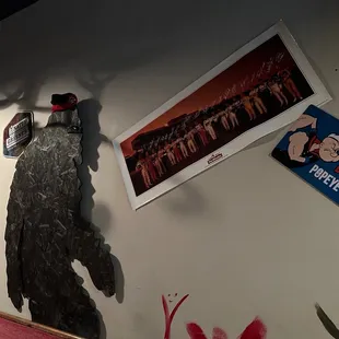 a bear with a top hat on