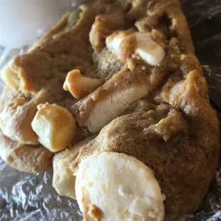 Side cookie...free with beverage and chips. I passed on the beverage and chips...SHOW ME THE COOKIES~!!