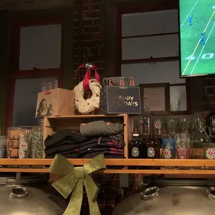 sushi and sashimi, interior