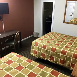 Newly Remodeled Double Queen!