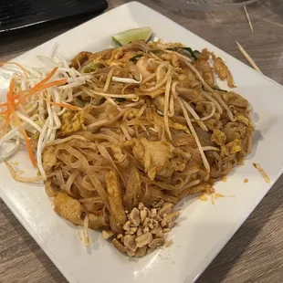 27. Pad Thai Noodle