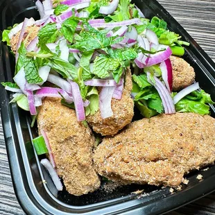 Laab Wings